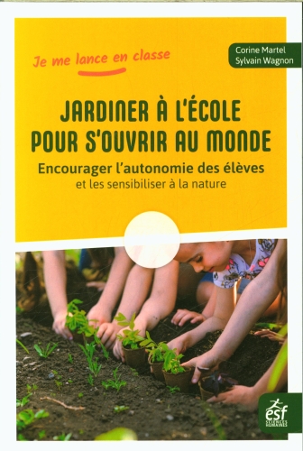 [9861515]  Jardiner à l'école pour s'ouvrir au monde 
