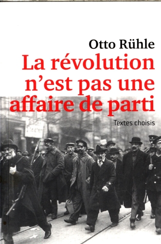 [8744735]  La révolution n'est pas une affaire de parti 